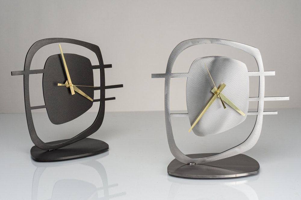 Tall Quasar Clock (tabletop)