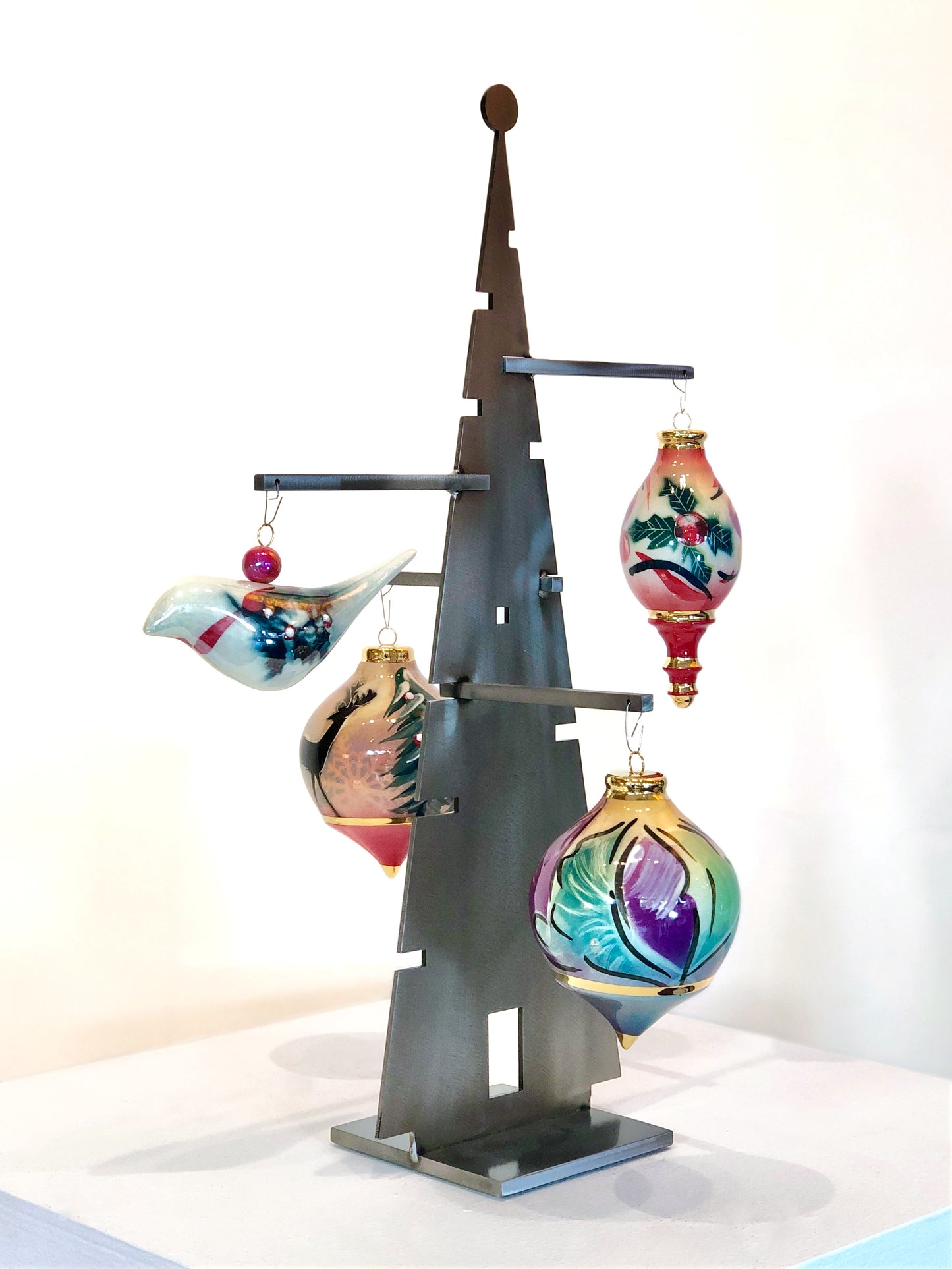 "Mod" Tree Ornament Display